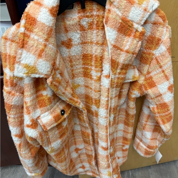 Hidden Mickey Shacket-Sold out - Picture 7 of 7